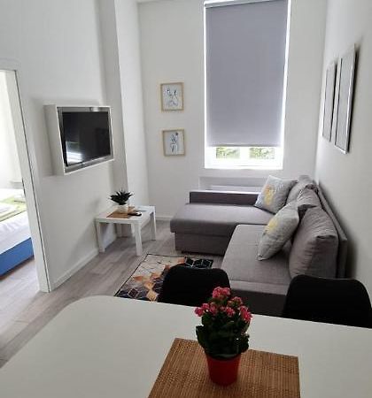 Mika Apartment And Studios Zagabria Esterno foto